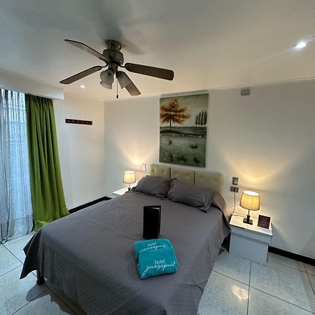 Hotel Guayaquil Сантьяго Экстерьер фото